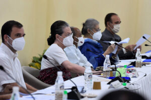 I am a full-time, hands-on Congress chief : Sonia Gandhi says at CWC meeting